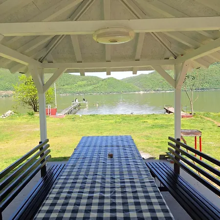 Kuca Za Odmor Eagle's Nest