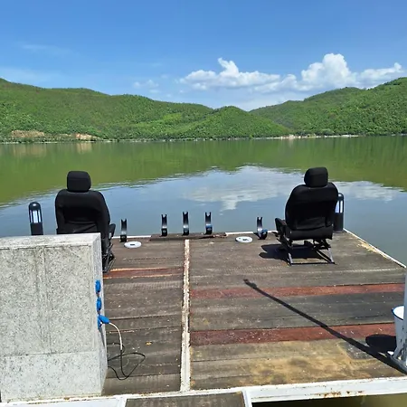 Kuca Za Odmor Eagle's Nest Ferienhaus *