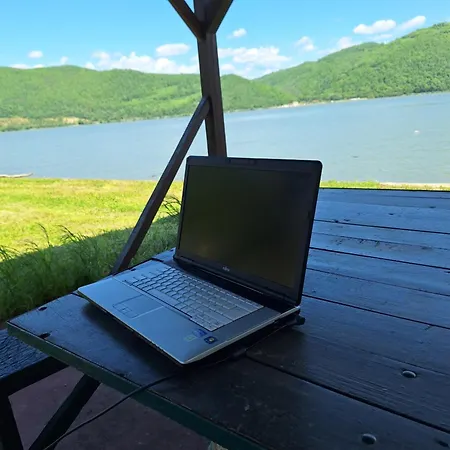 Kuca Za Odmor Eagle's Nest *