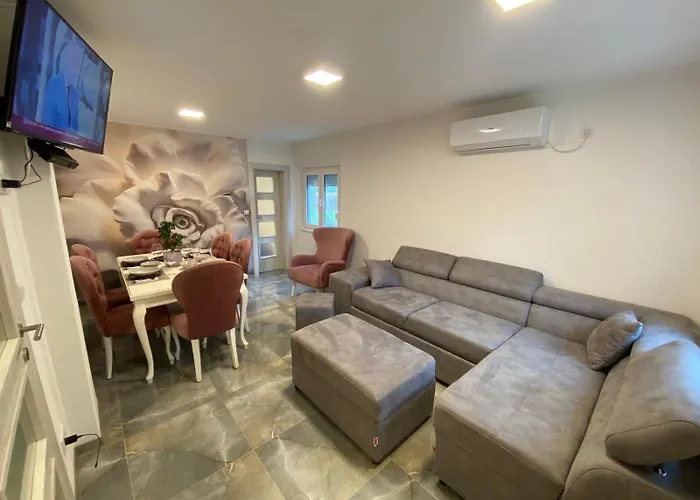 Kuca Za Odmor Eagle's Nest *