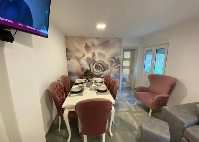 Kuca Za Odmor Eagle's Nest *